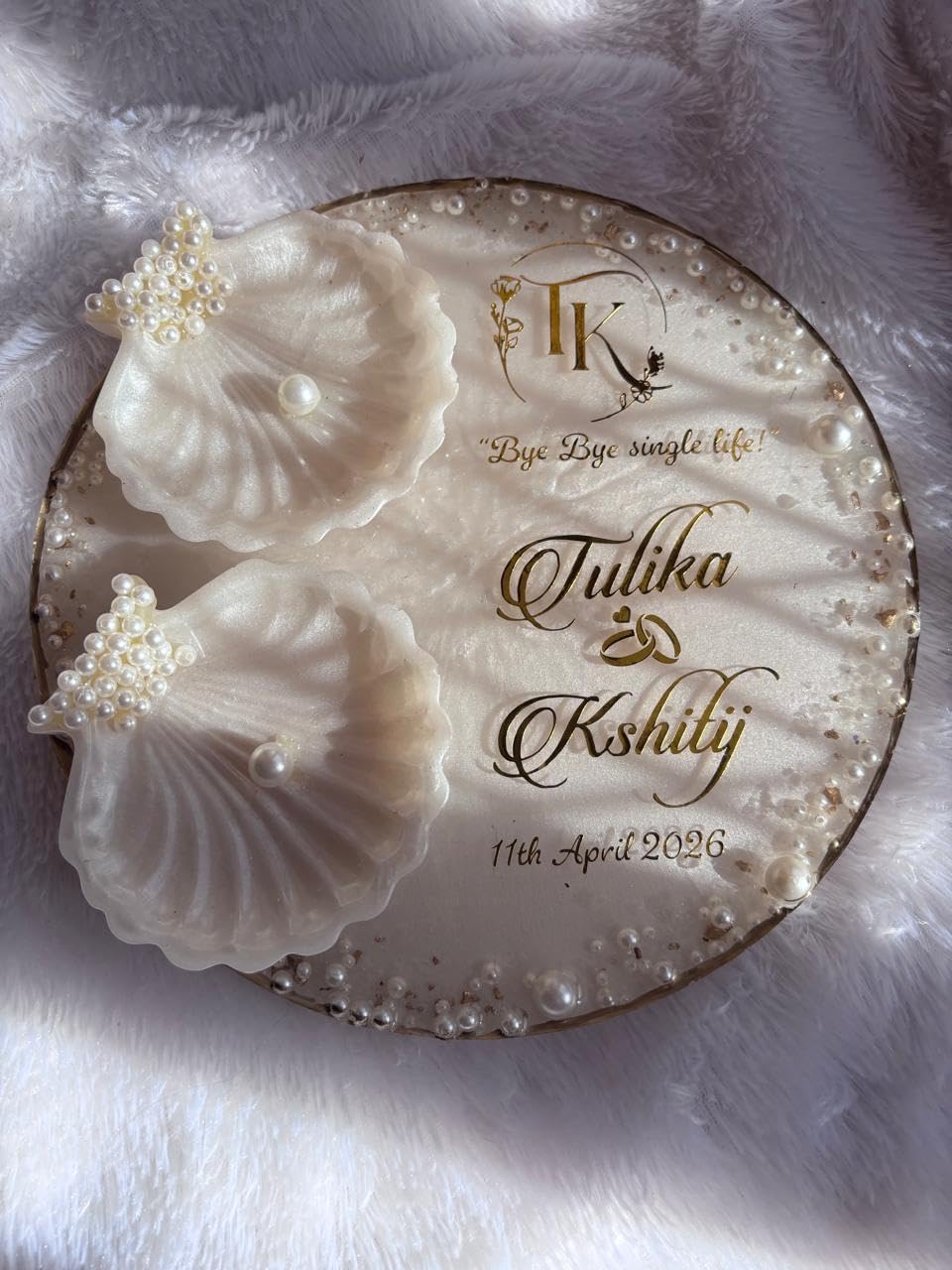 10 Inch Resin Engagement Ring Platter, Pearl Finish
